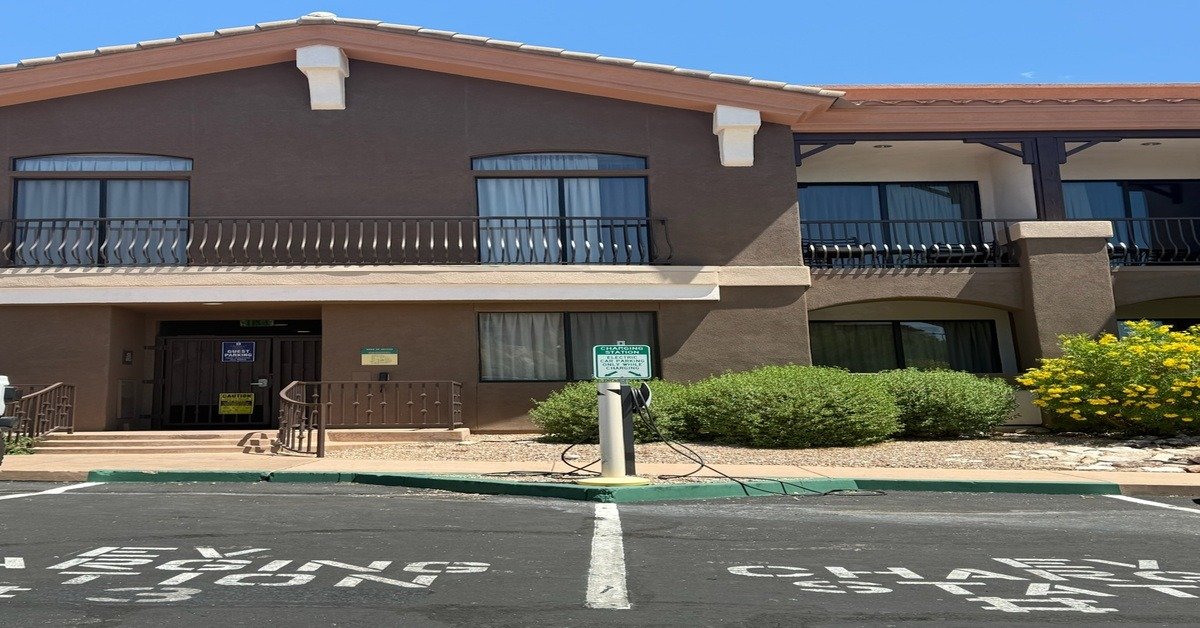 Embassy Suites Tucson Tesla Charging with 2 NACS Level 2 destination chargers at the all-suite Hilton Honors property in Tucson Catalina Foothills near Sabino Canyon