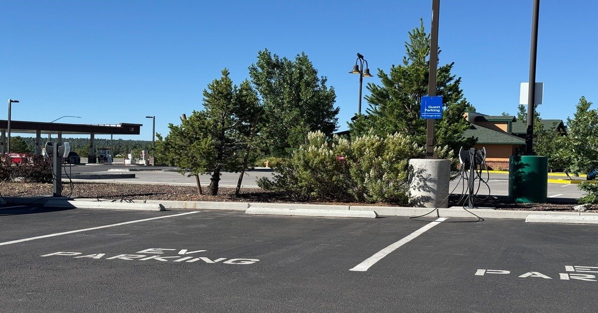 Flagstaff East Hampton Inn Suites Tesla charging